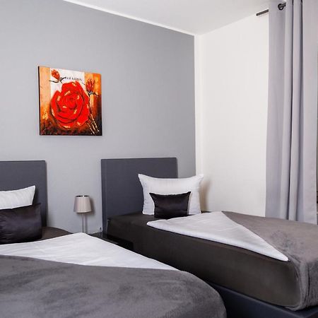 Aparthotel Менден Екстериор снимка