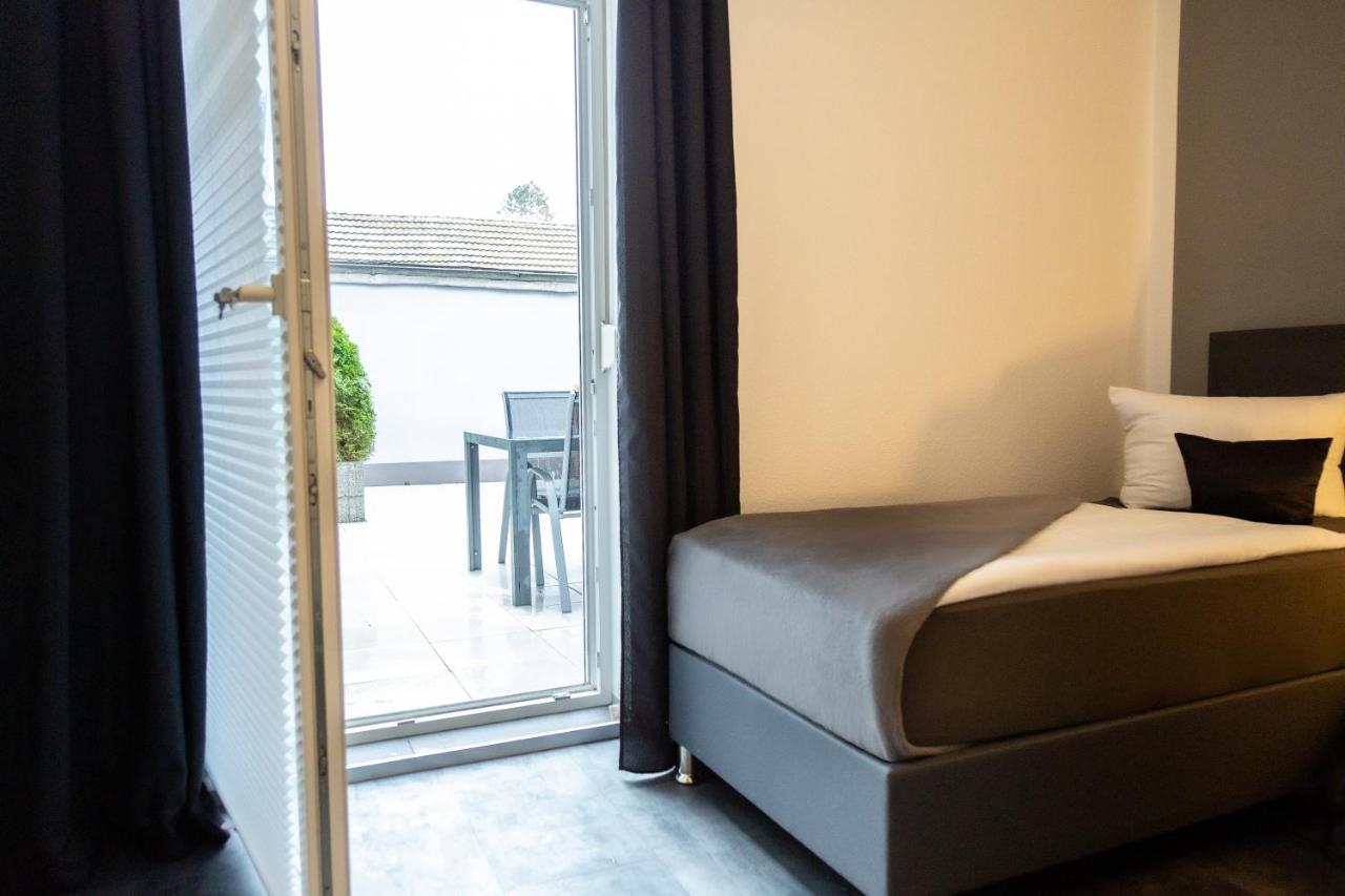 Aparthotel Менден Екстериор снимка