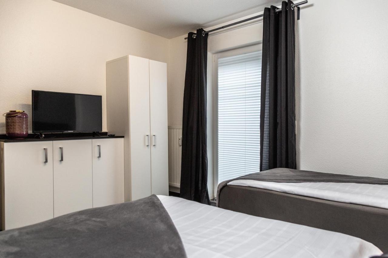 Aparthotel Менден Екстериор снимка