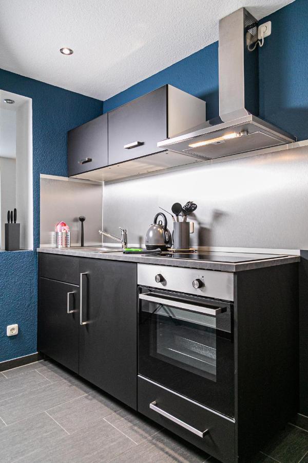 Aparthotel Менден Екстериор снимка